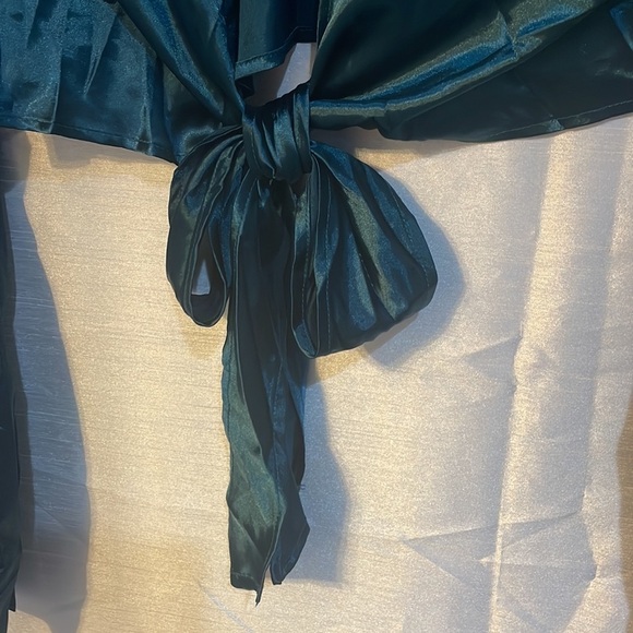 Maternity Tie Waist Crop Top - Picture 3 of 8